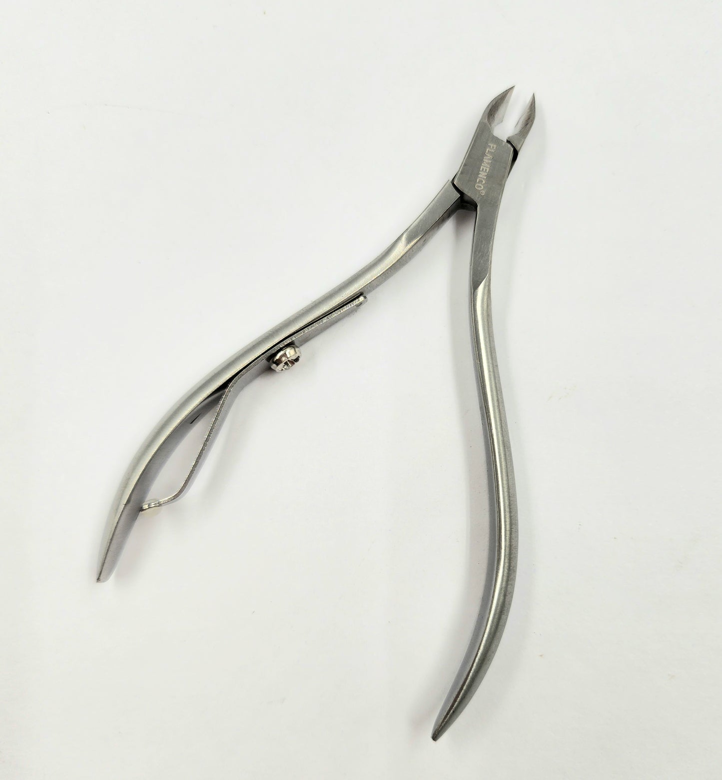 Alicate Cortacutículas Profesional – Acero Inoxidable